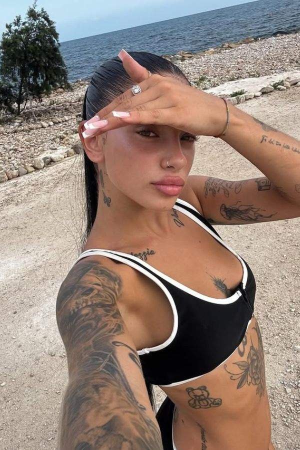 Noemi Nicols Onlyfans