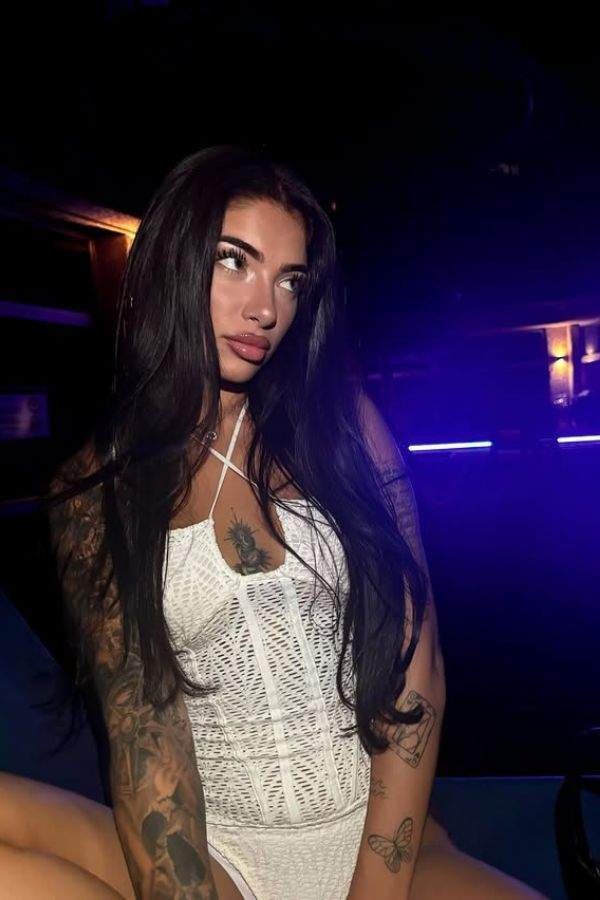 Noemi Nicols Onlyfans